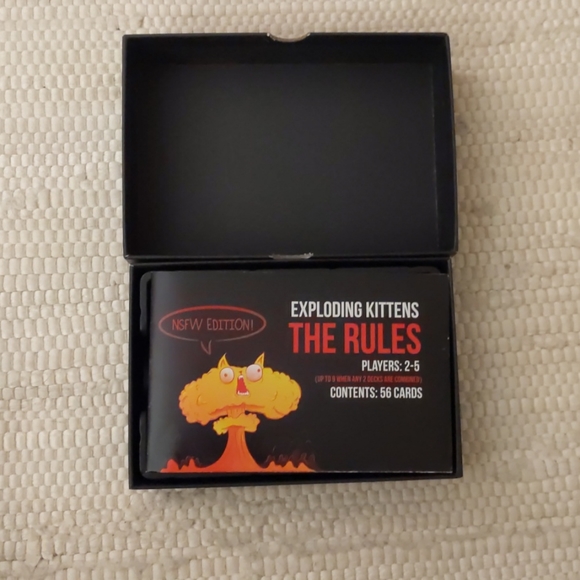 Exploding Kittens (new) - Picture 5 of 6